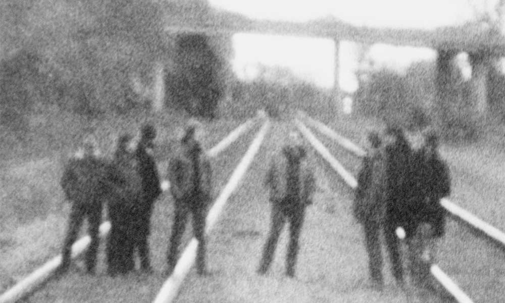 Deve ser verdade! A rara banda canadense Godspeed You! Black Emperor parece vir  mesmo ao Brasil em novembro, em show único já quaaase esgotado. Não deve ser sonho