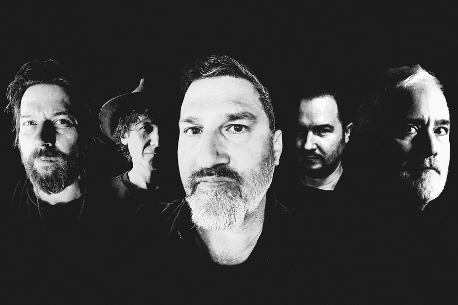 Lá vem o Greg Dulli… Afghan Whigs mostra novo single e anuncia disco de inéditas para agosto