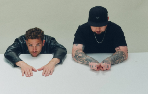 Royal Blood reaparece com “Ten Over Ten” e anuncia novo álbum, “Dead Company”, com volta às suas raízes barulhentas